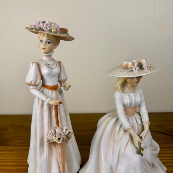 Vintage Enesco Victorian Lady Figurines | E1410 & E9009 | Made in Mexico - Picture 6 of 15